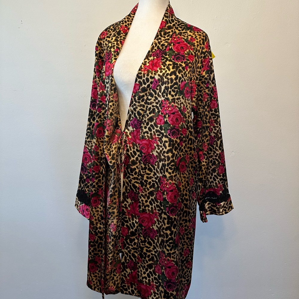 VINTAGE DELICATES CHEETAH & PINK ROSE ROBE, SIZE: MEDIUM